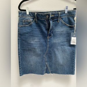 NWT Universal Thread size 10. Super cute!